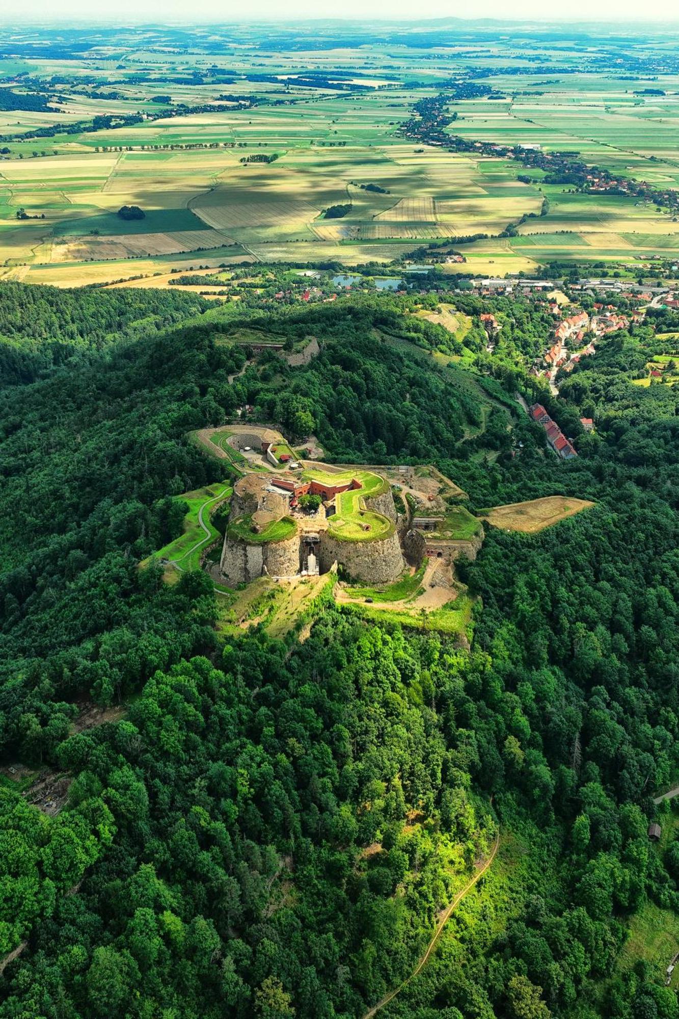 Twierdza Srebrna Gora Donzon Hotel Buitenkant foto